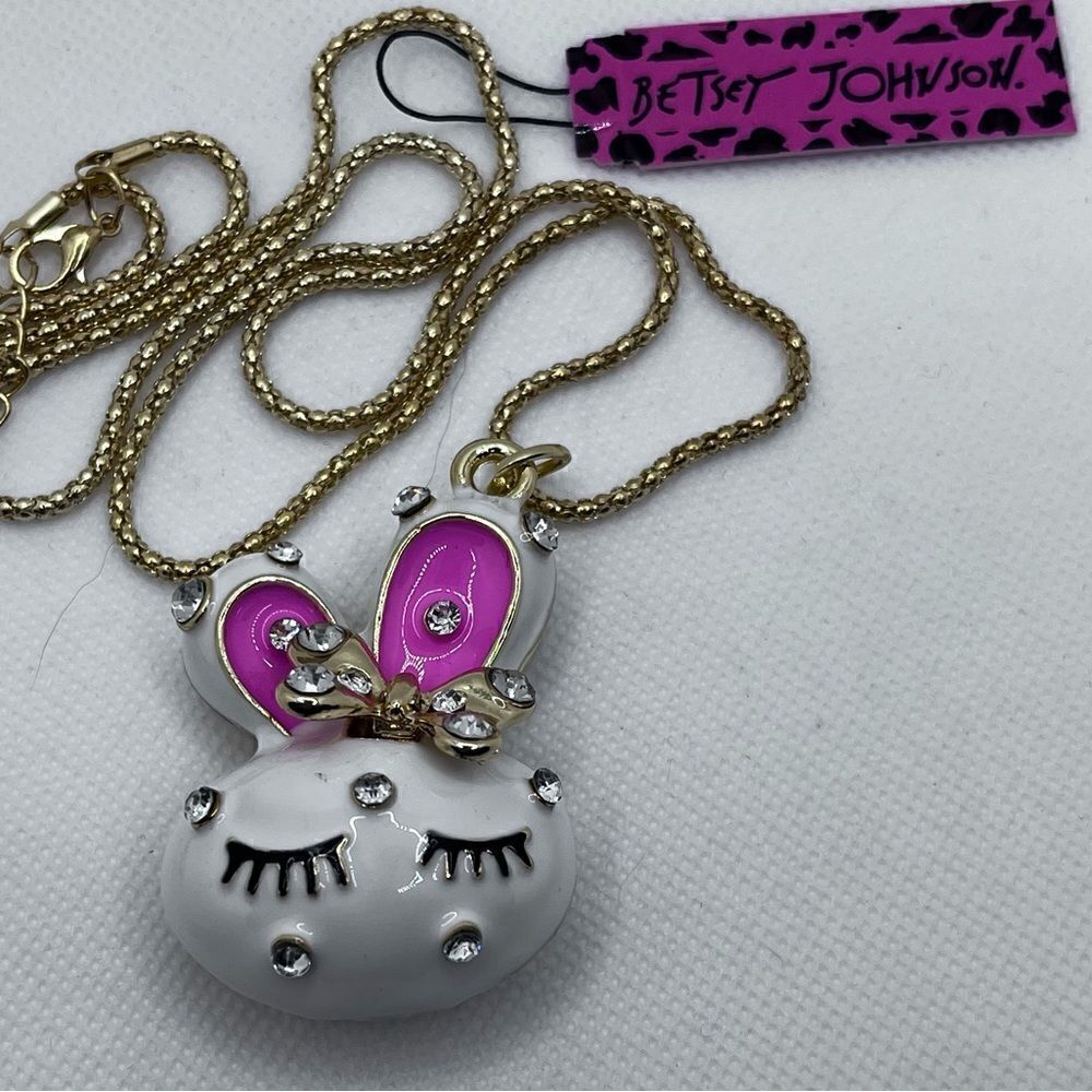 NECKLACE! Betsey Johnson Rhinestone & White Bunny Pendant BNWT
